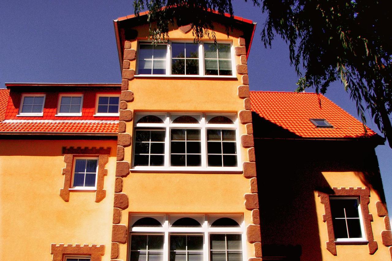 Ostsee-Rittergut-Ruegen Mit Binzhotel & Ordenskapelle & Romantikgut Exterior photo